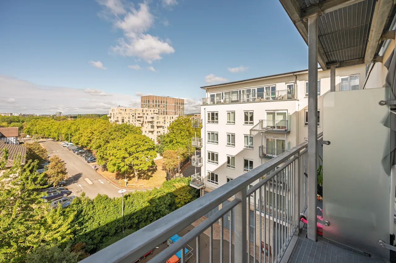 Flat 22, Brigadier House, 12 Heritage Avenue, London, photo 5