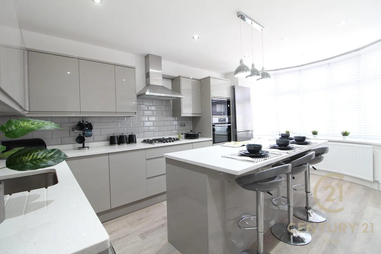 Villiers Avenue, Surbiton, KT5, photo 7