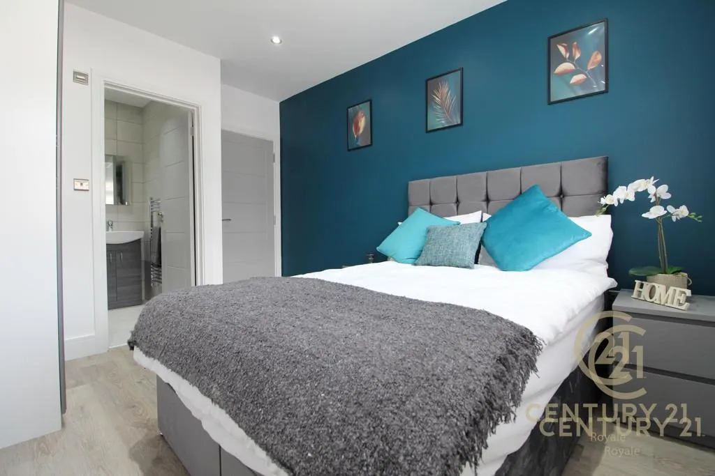 Villiers Avenue, Surbiton, KT5, photo 2