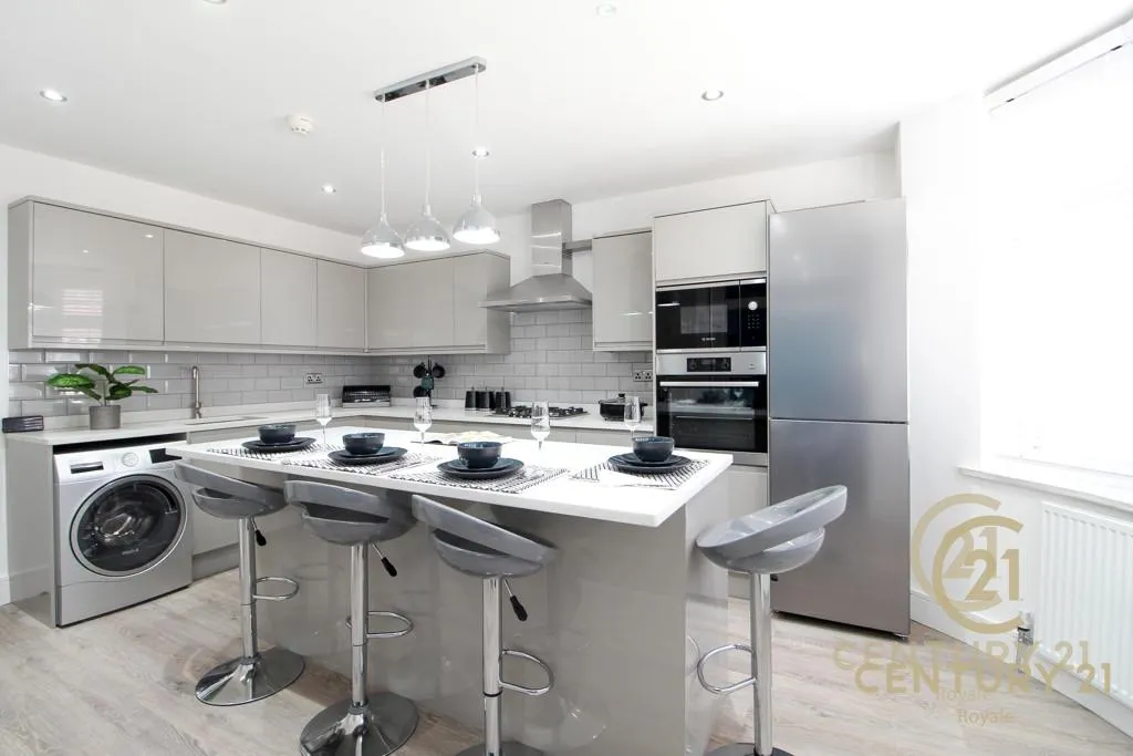 Villiers Avenue, Surbiton, KT5, photo 6