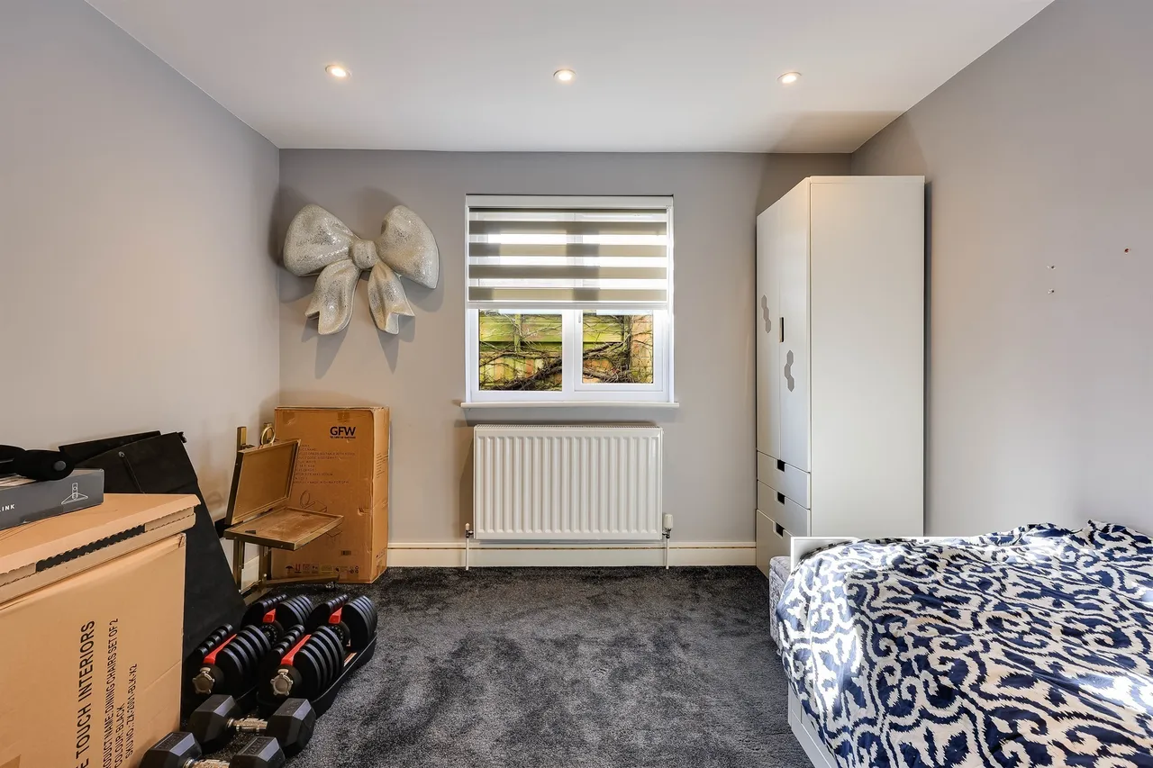 High Street, Cheveley, CB8, photo 25