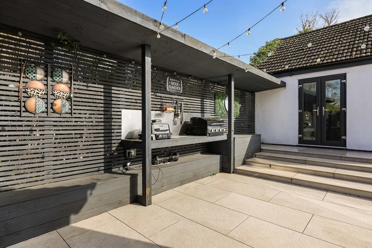 High Street, Cheveley, CB8, photo 26