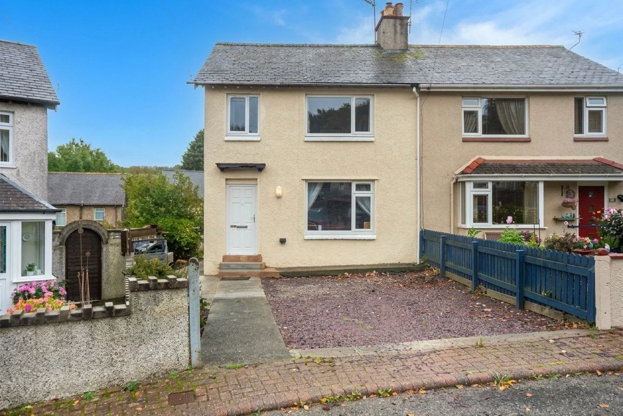 3 bed house for sale, Penchwintan Road, Bangor, LL57