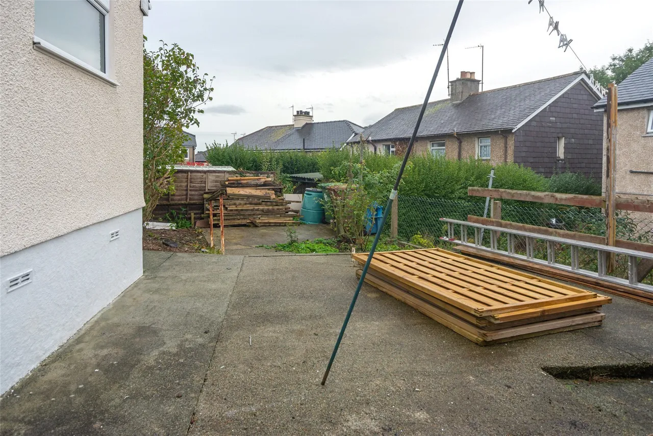 Penchwintan Road, Bangor, LL57, photo 16