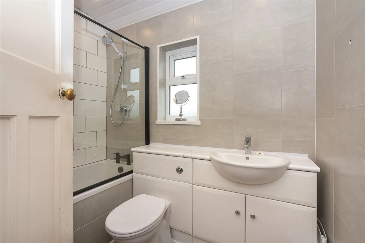 Penchwintan Road, Bangor, LL57, photo 6