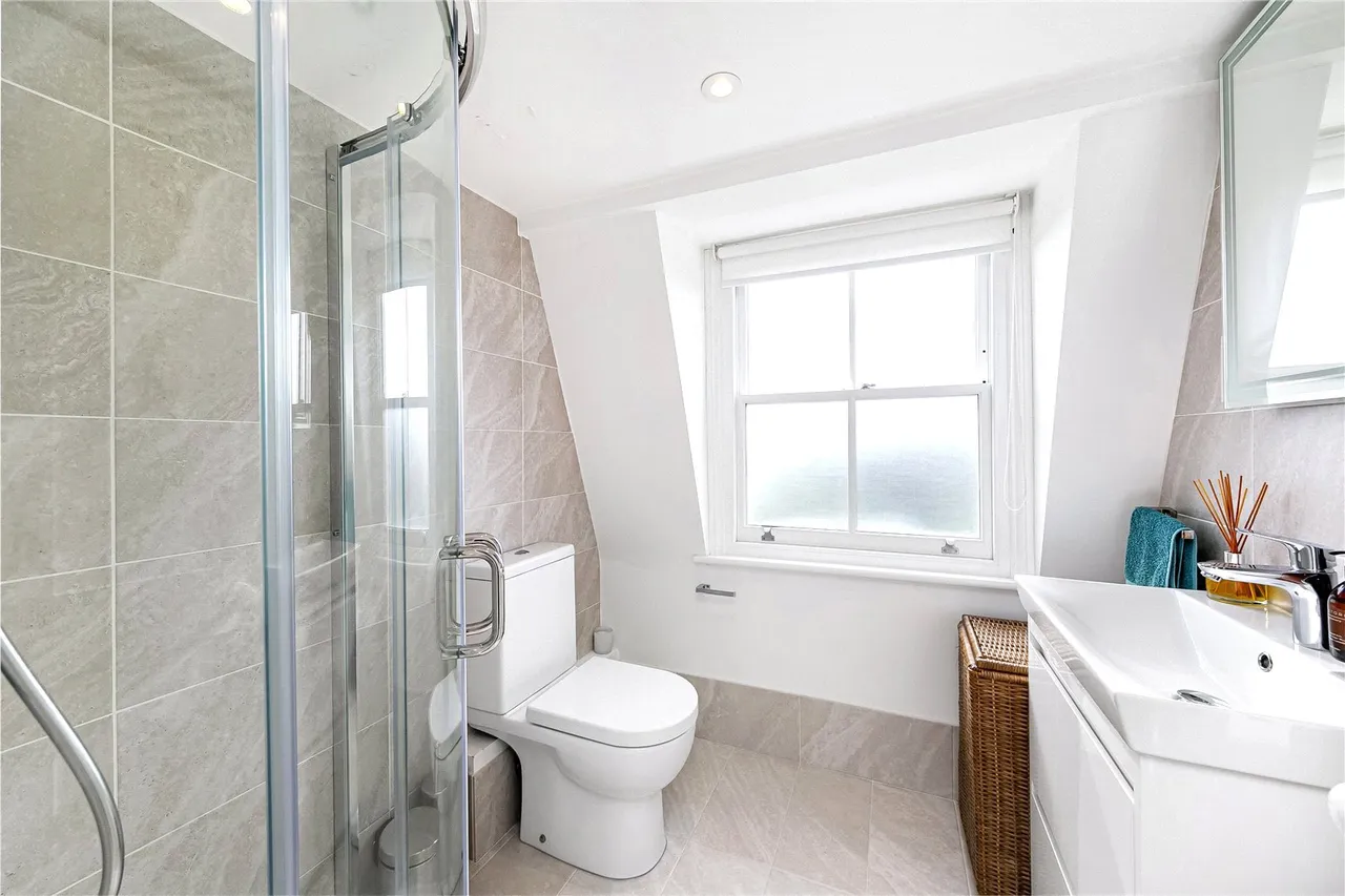 Alexandra Road, Kew, TW9, photo 9