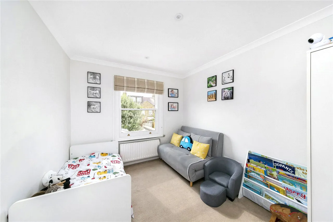 Alexandra Road, Kew, TW9, photo 6