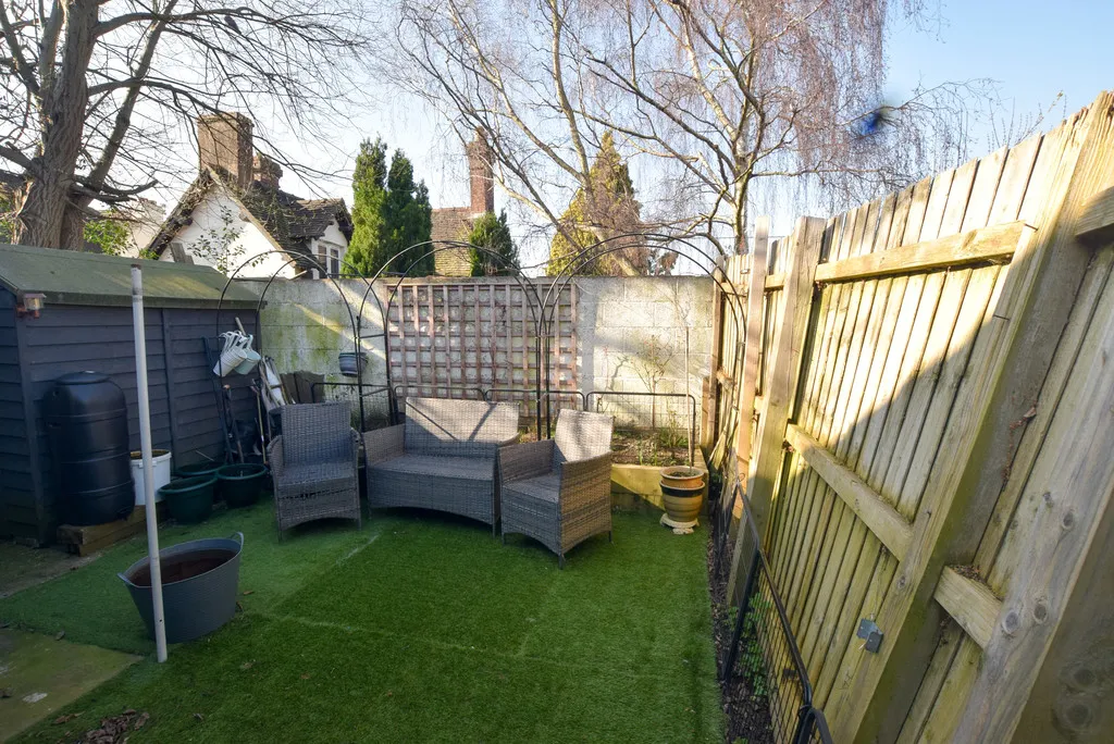 Glebeland Court, Donnington, TF2, photo 9