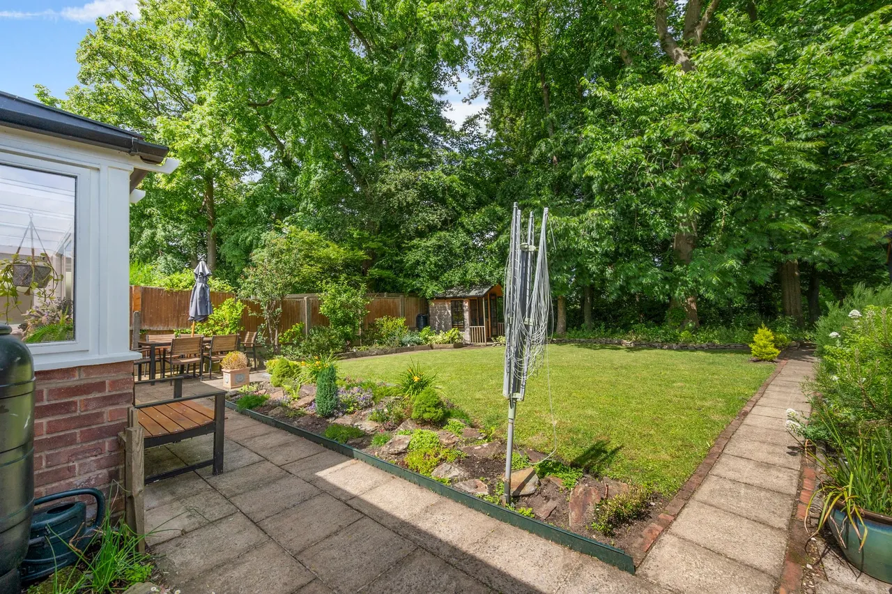 Mosslands, Eccleston, St. Helens, St. Helens, WA10 5BN, photo 27