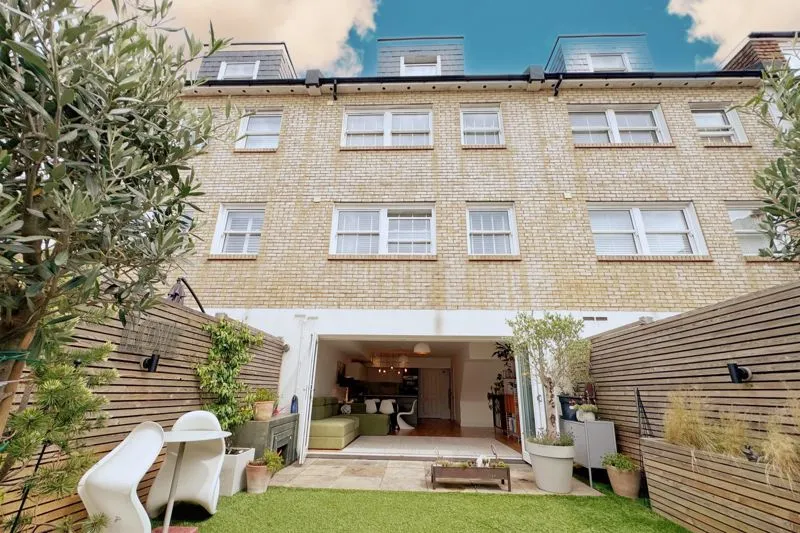 Hythe Road, Brighton BN1 6JS, photo 32