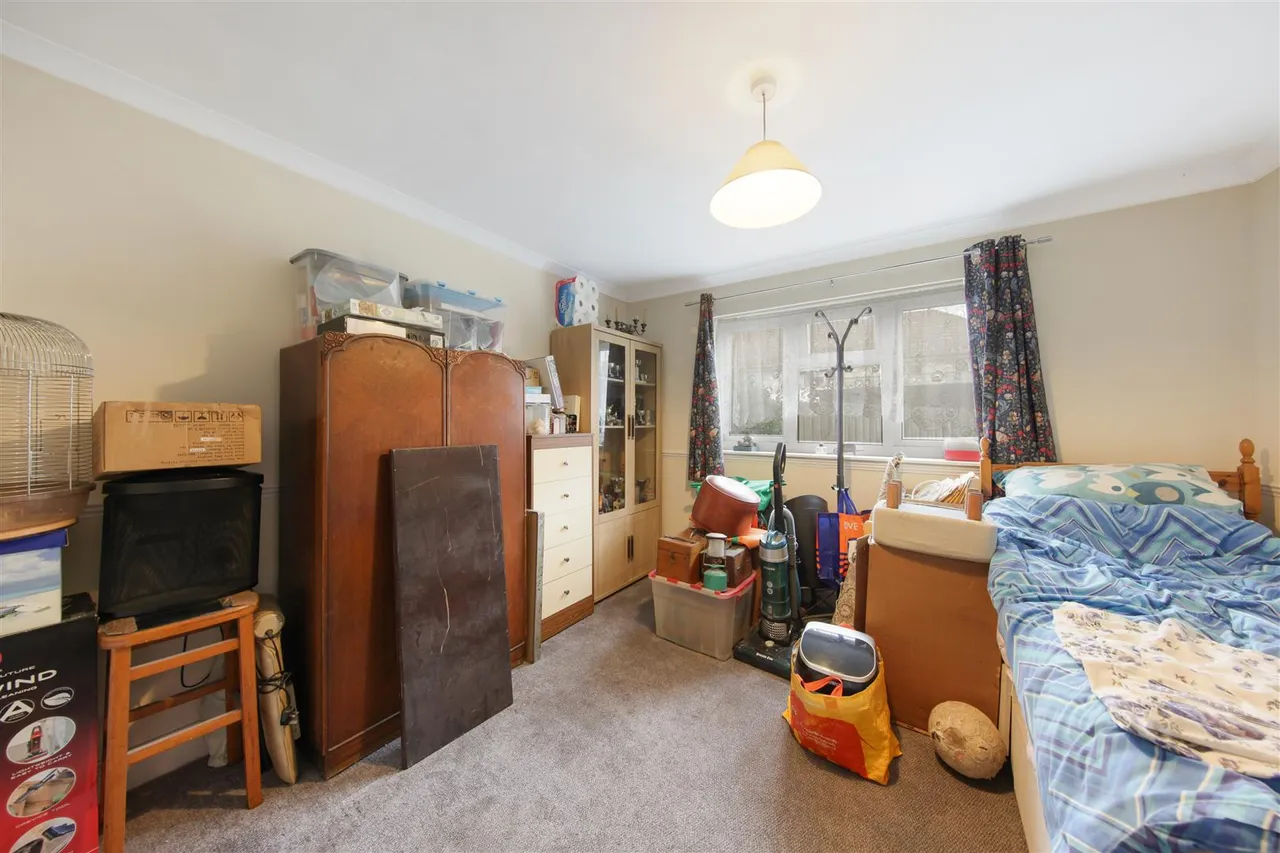 Russell Close, Stonebridge, NW10, photo 7