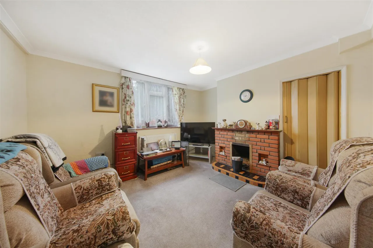 Russell Close, Stonebridge, NW10, photo 4
