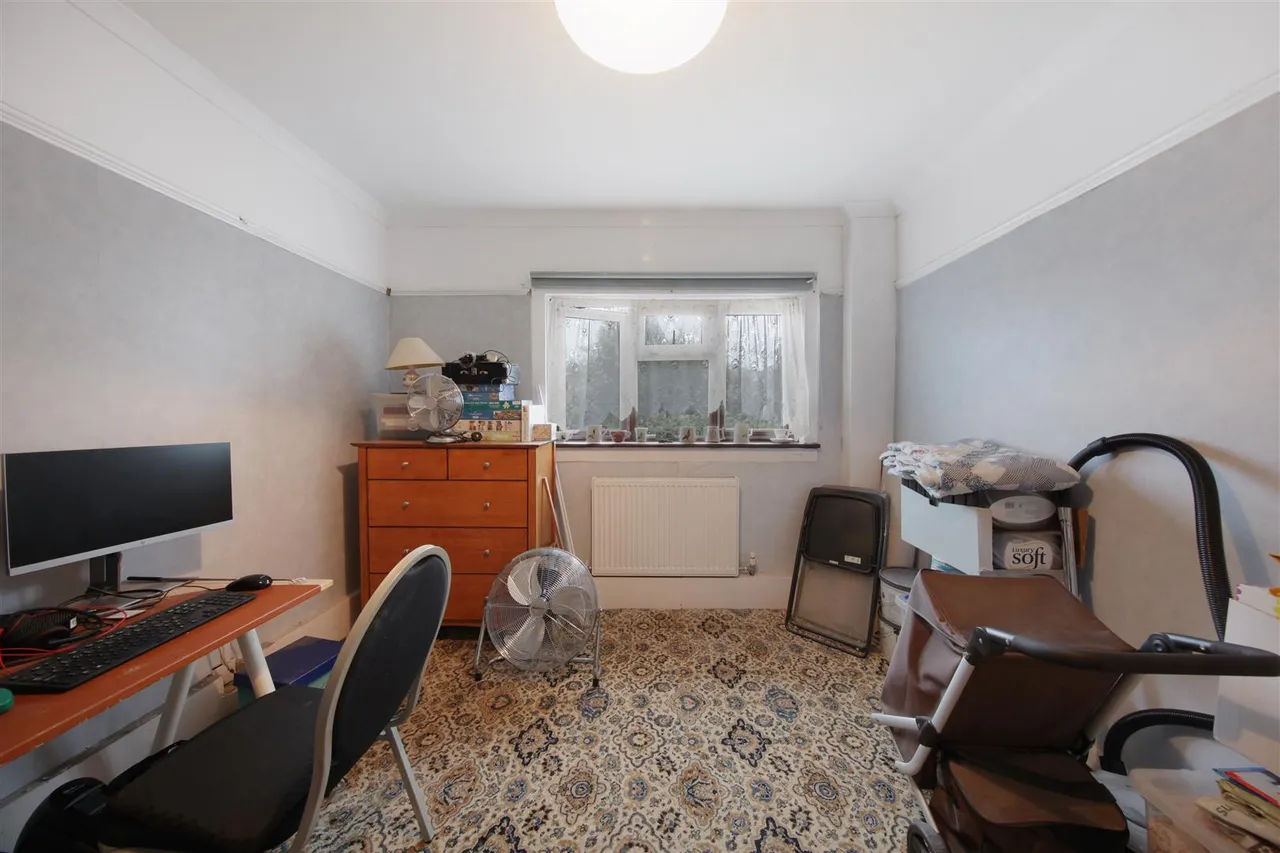 Russell Close, Stonebridge, NW10, photo 5