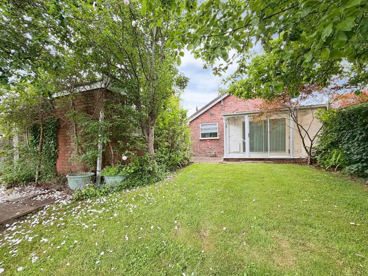 Charterfield Drive, Heath Hayes, Cannock, WS12, photo 10