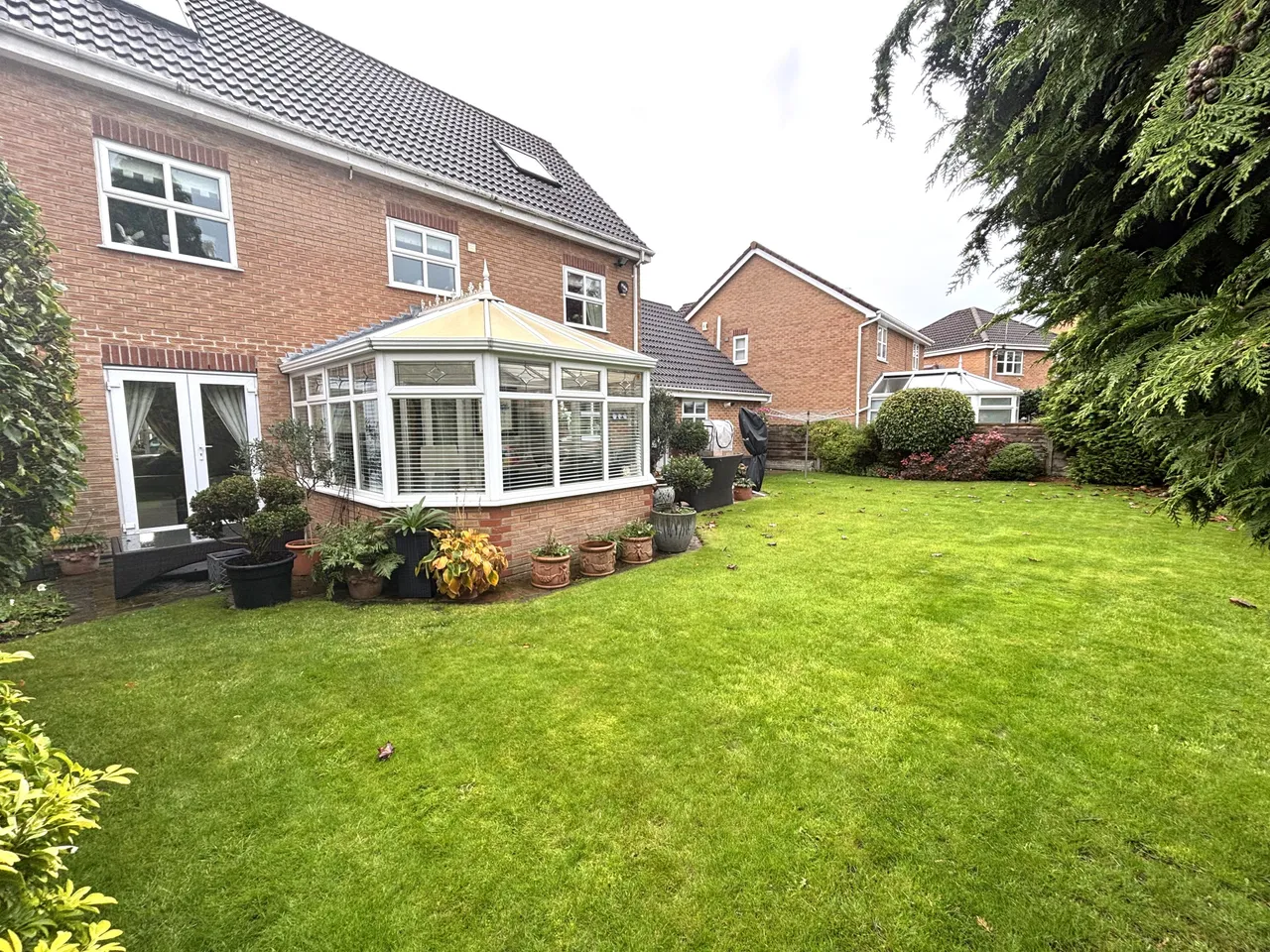 Hall Pool Drive, Offerton, SK2, photo 31