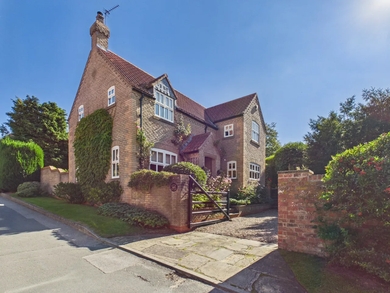Spout Hill, Brantingham, HU15, photo 18