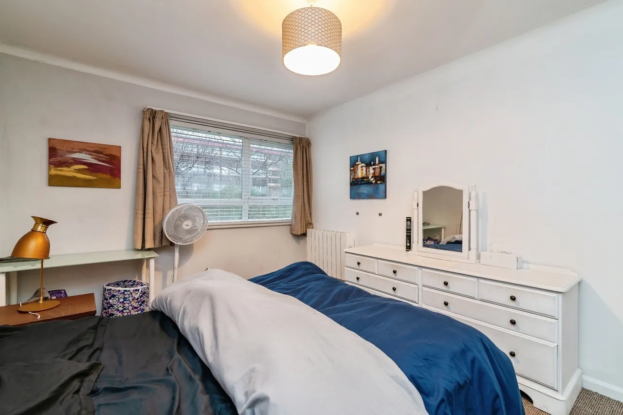 Elm Close, Nottingham, Nottinghamshire, NG3, photo 15