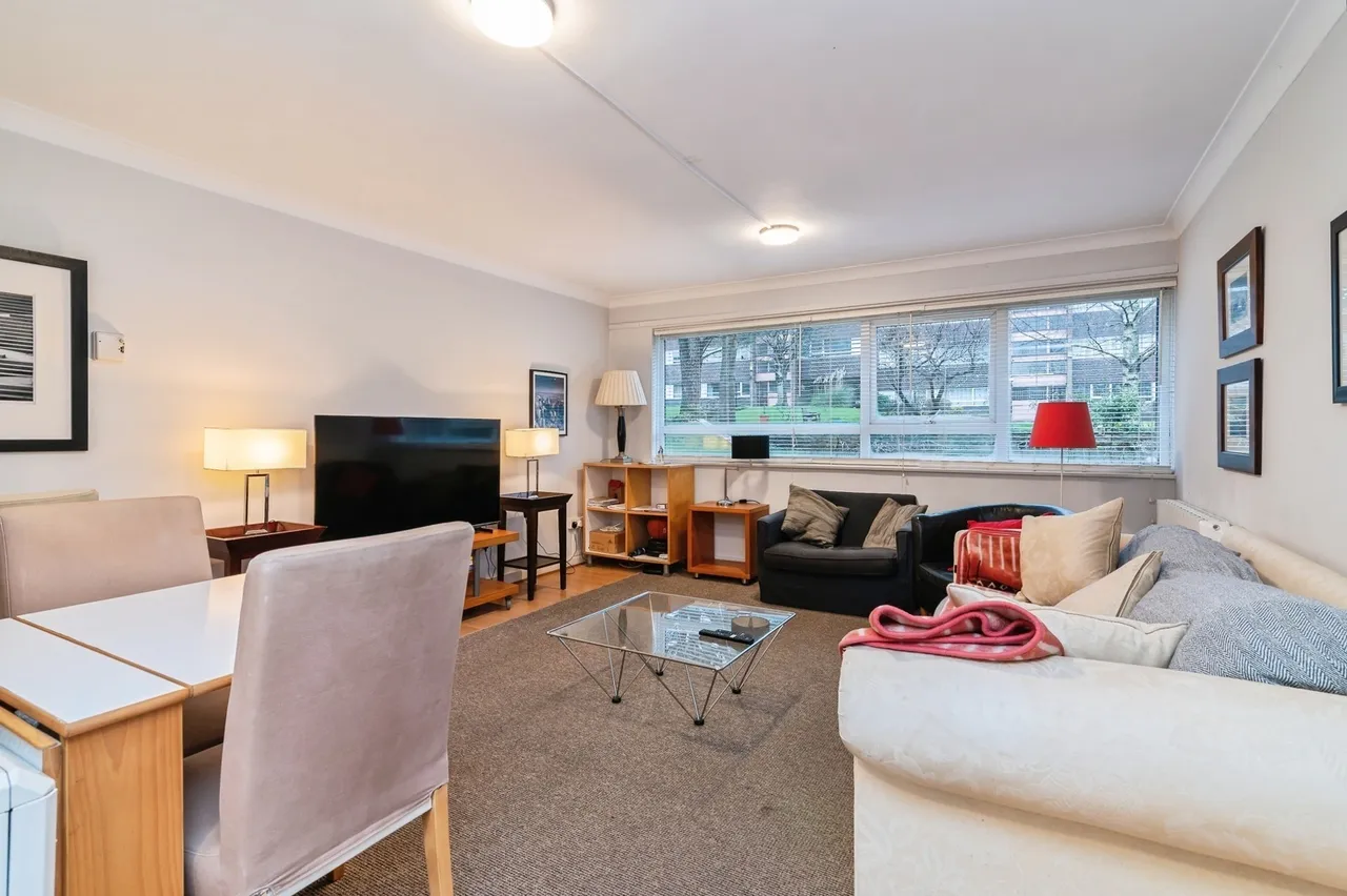 Elm Close, Nottingham, Nottinghamshire, NG3, photo 3
