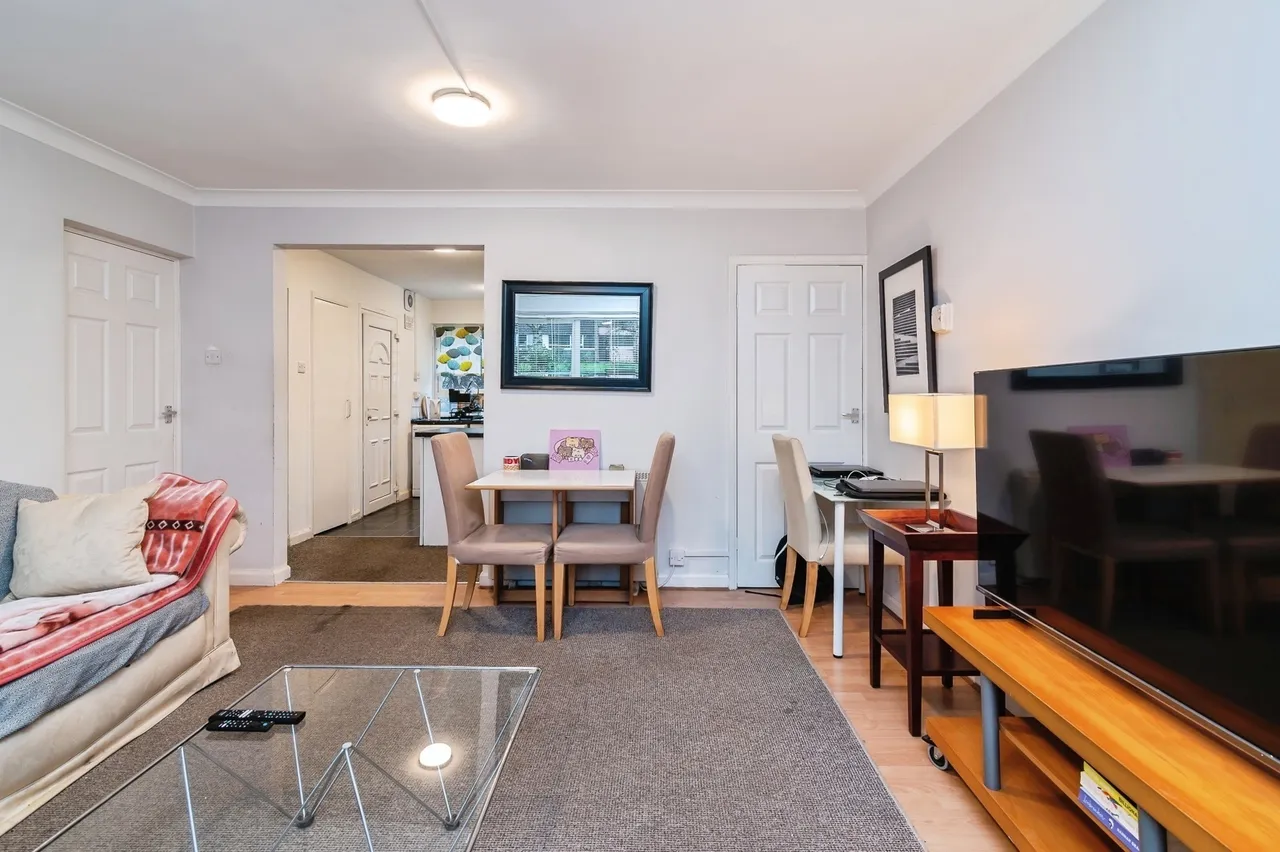 Elm Close, Nottingham, Nottinghamshire, NG3, photo 10