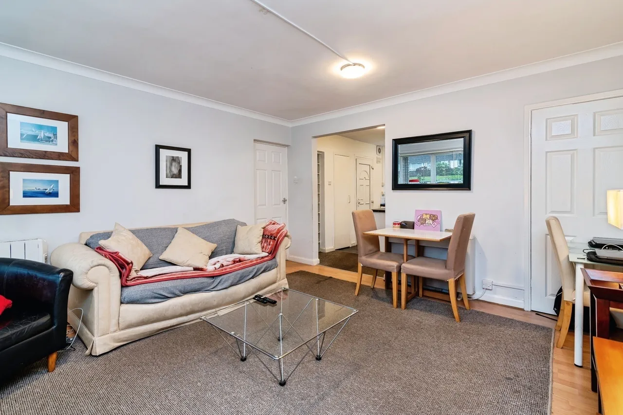 Elm Close, Nottingham, Nottinghamshire, NG3, photo 9