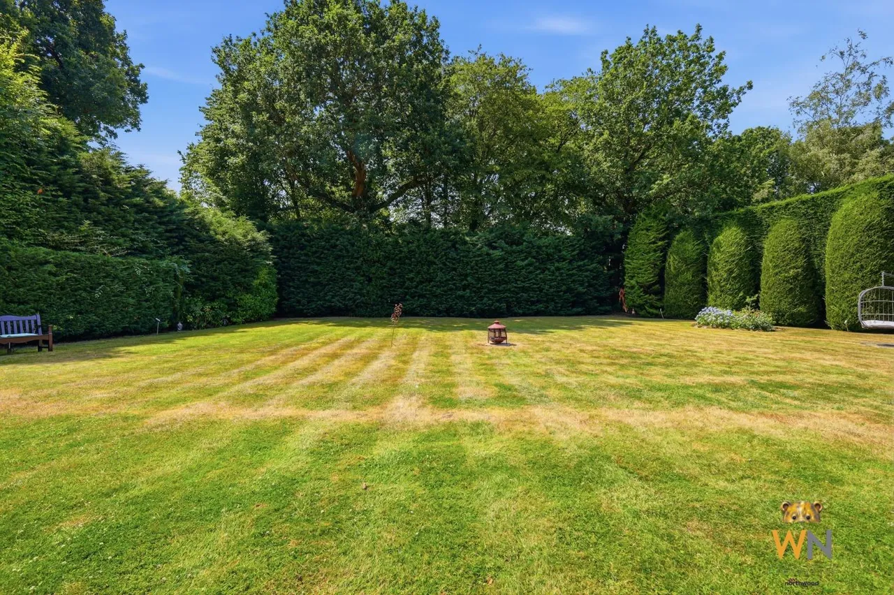 Heronway, Shenfield, CM13, photo 43