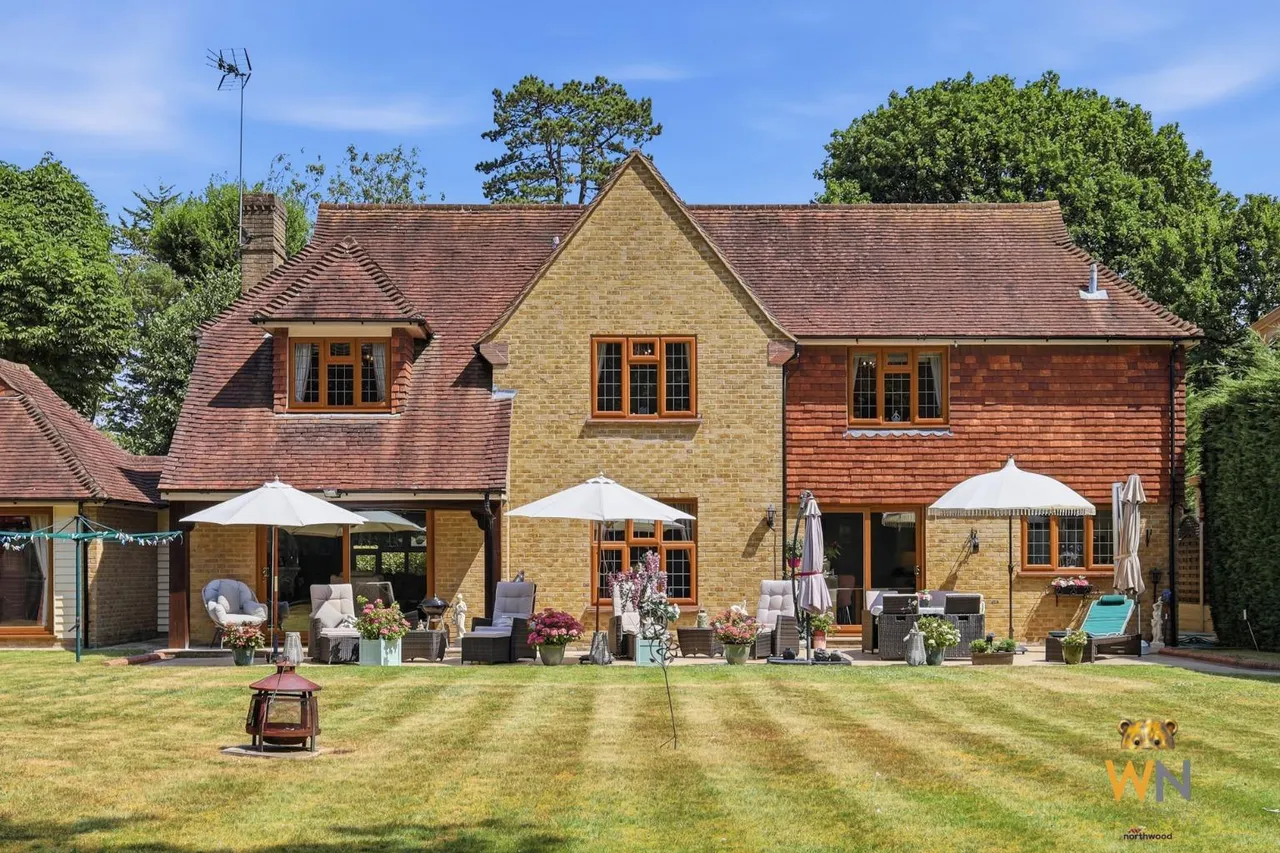 Heronway, Shenfield, CM13, photo 46