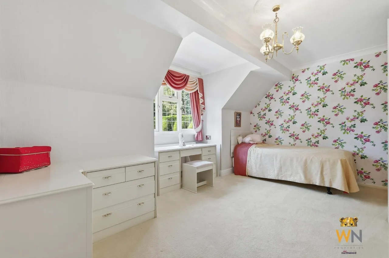 Heronway, Shenfield, CM13, photo 29