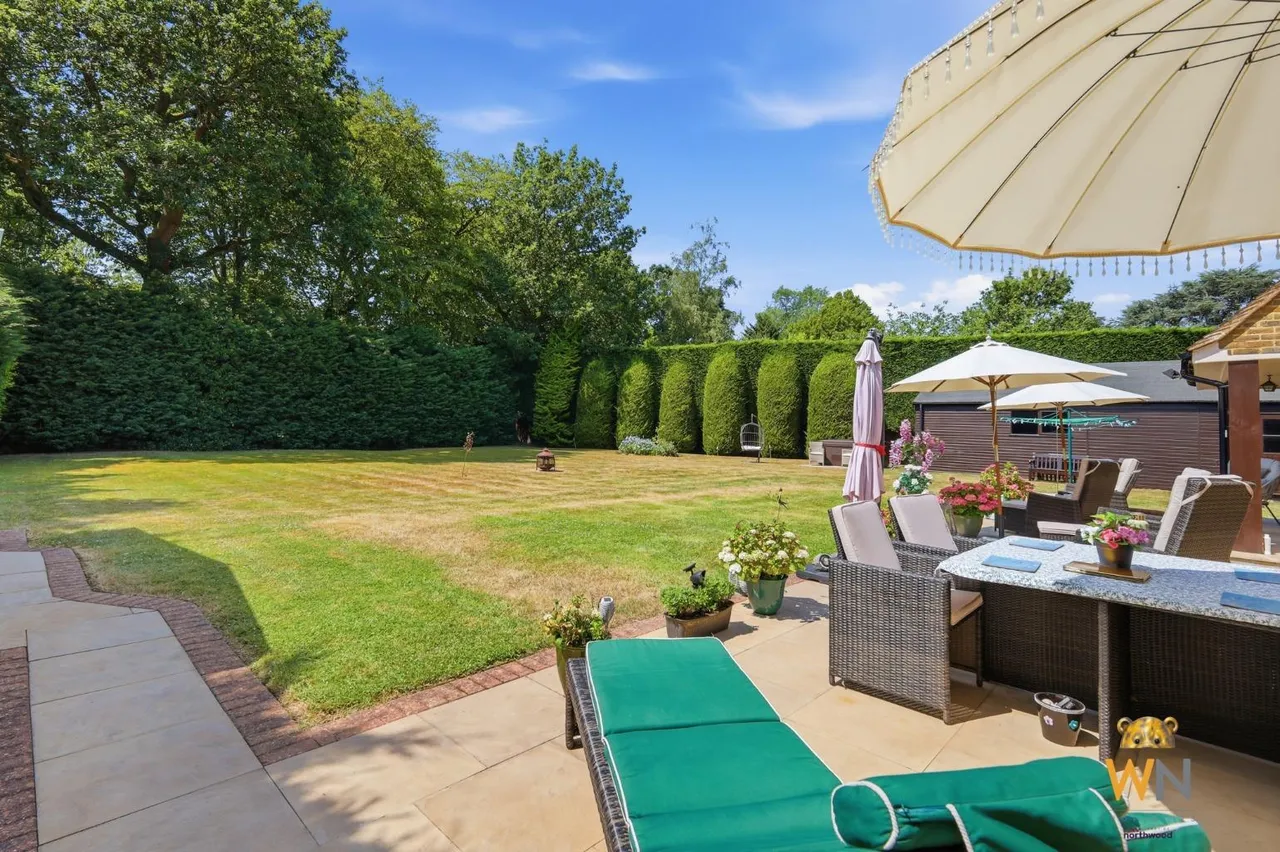 Heronway, Shenfield, CM13, photo 42