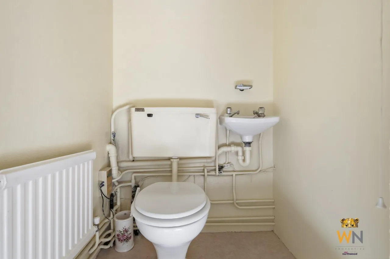 Heronway, Shenfield, CM13, photo 34