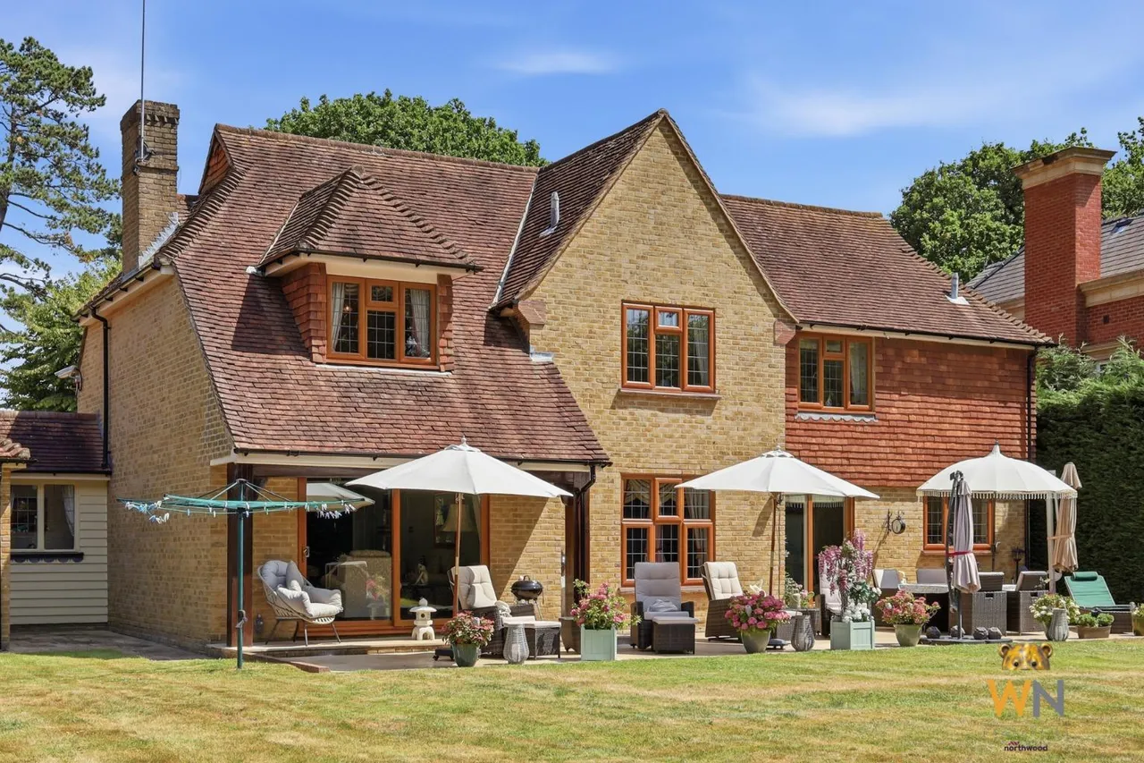Heronway, Shenfield, CM13, photo 47