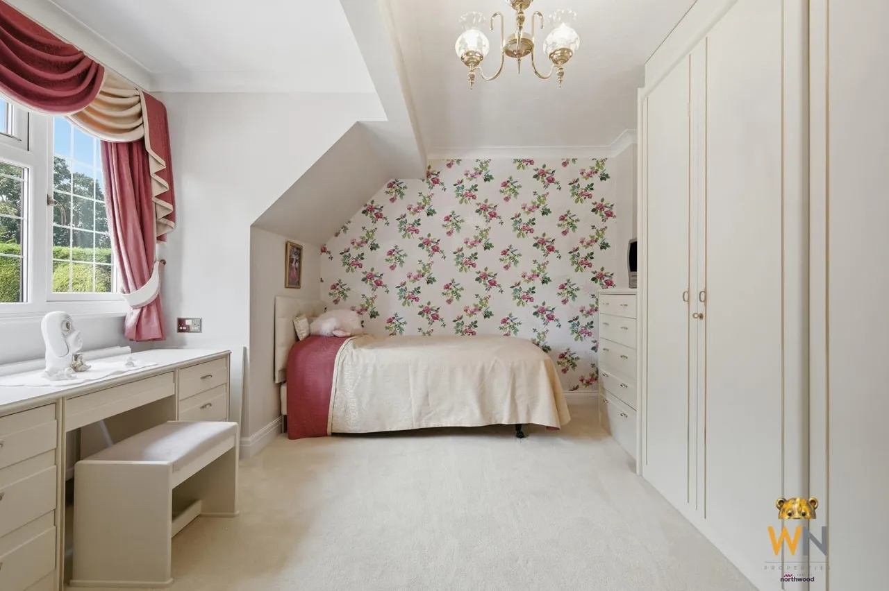 Heronway, Shenfield, CM13, photo 24