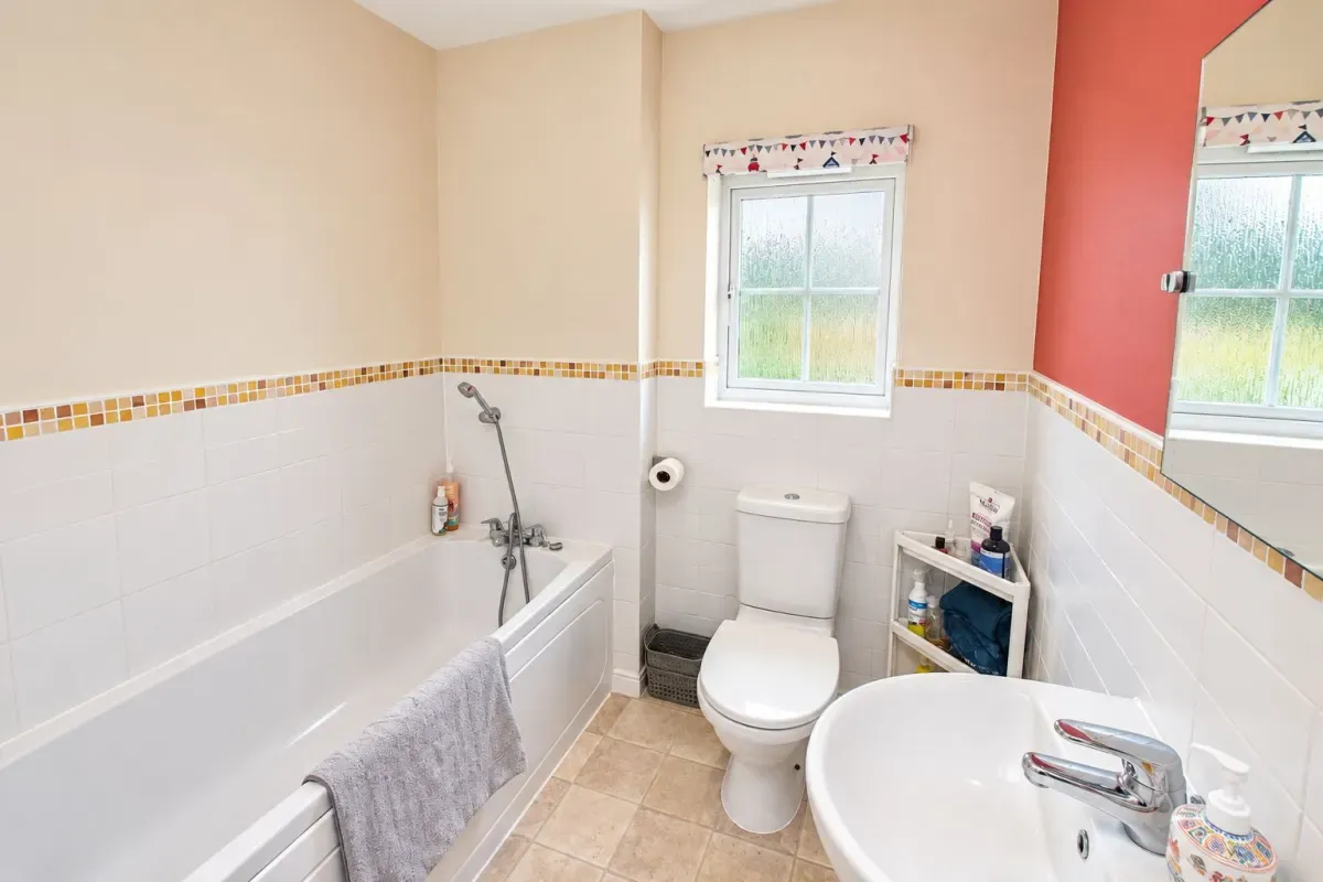 Prince Edward Way, Stotfold, SG5, photo 14