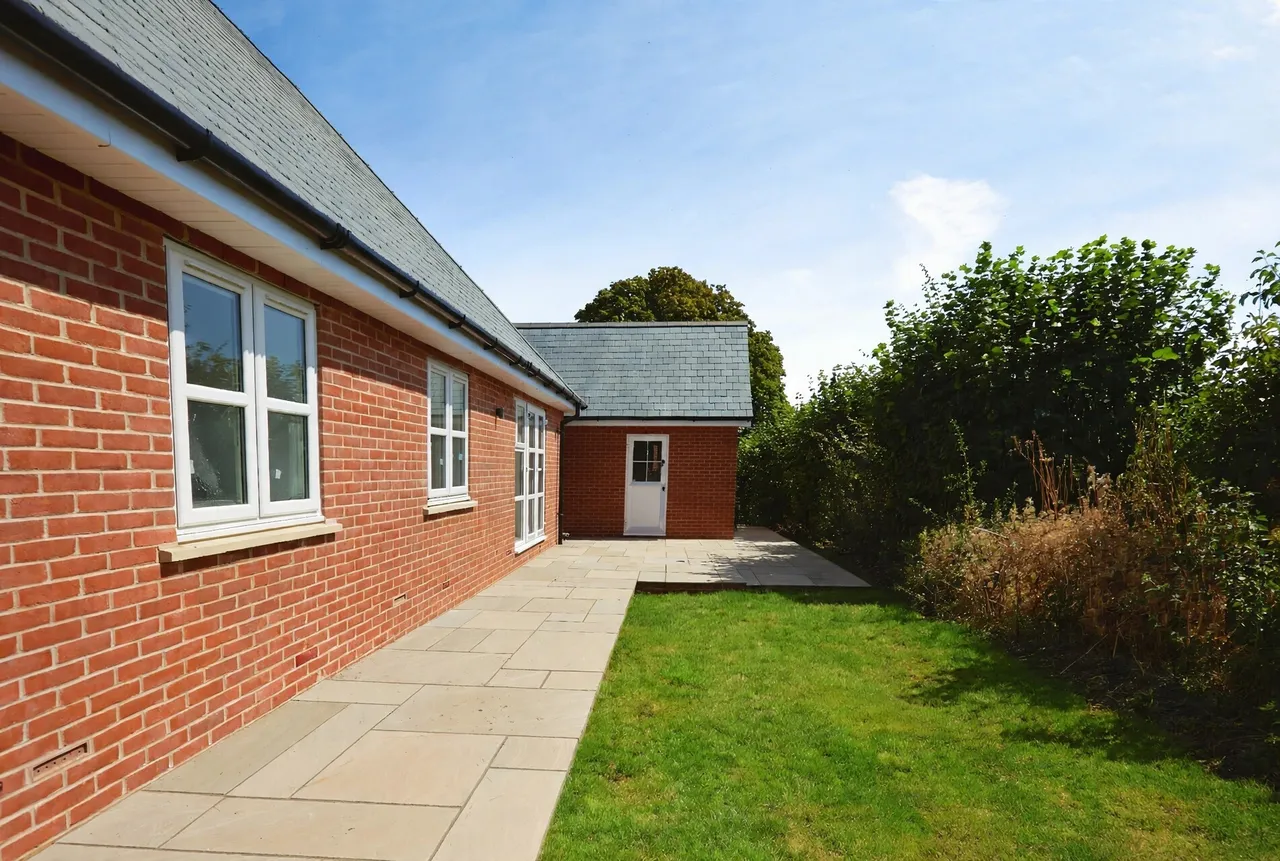 Pond Walk, Stalbridge, DT10, photo 12