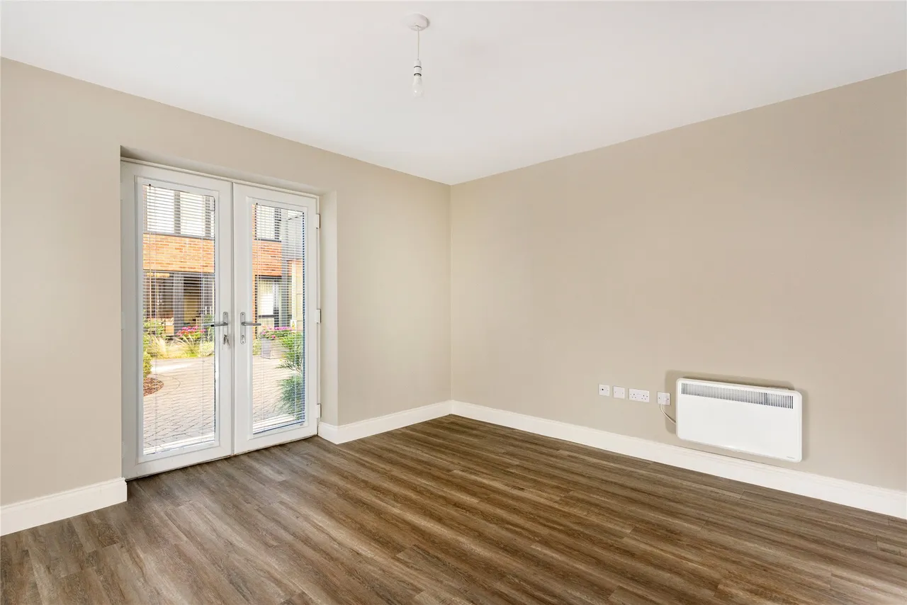 Regents Gate, Cornwalls Meadow, MK18, photo 8