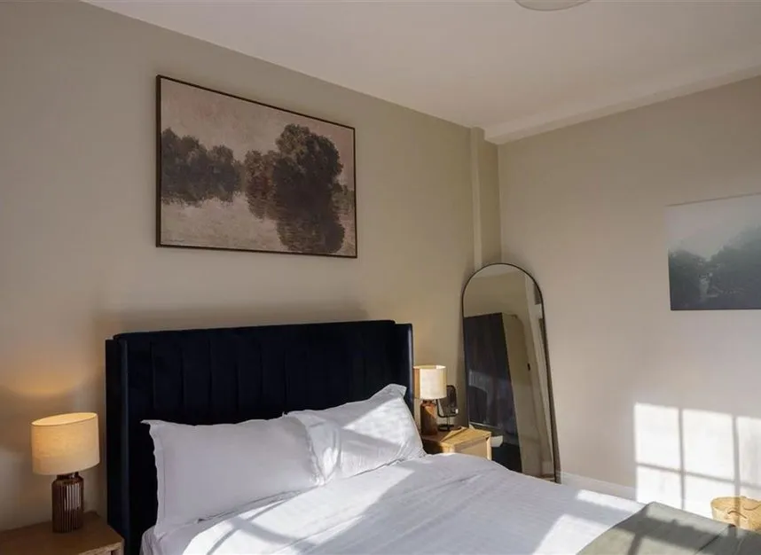 Queensway, London, W2, photo 4
