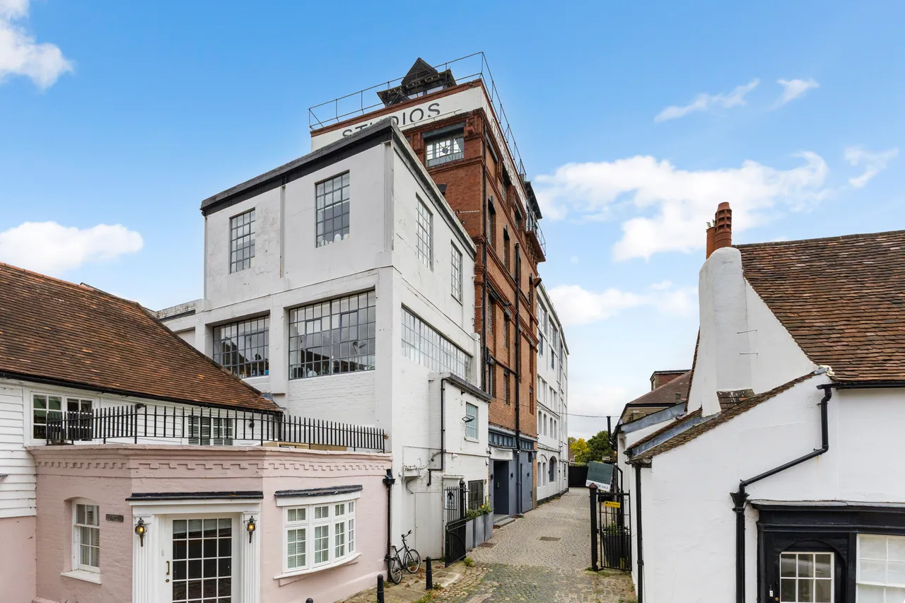 Church Street, London, W4, photo 4