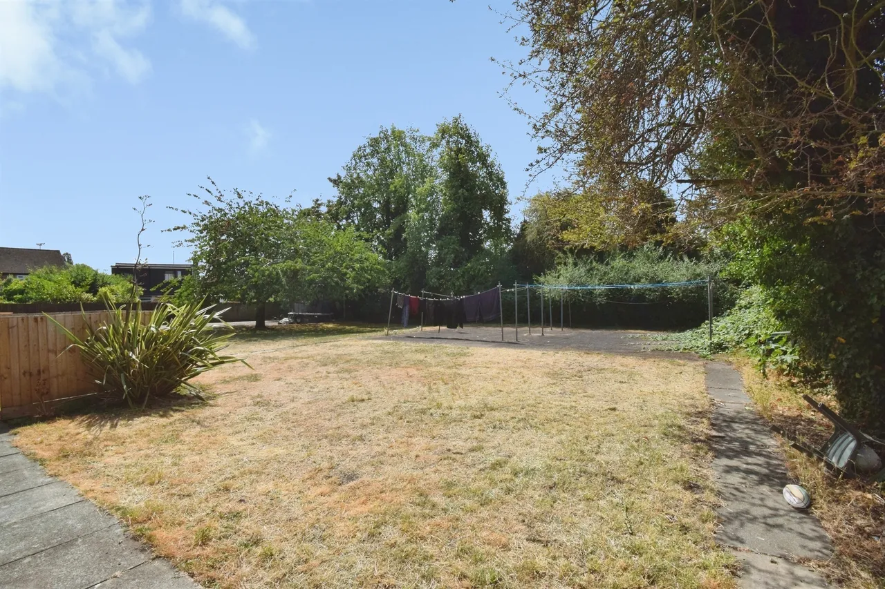 Kenilworth Drive, Oadby, LE2, photo 23