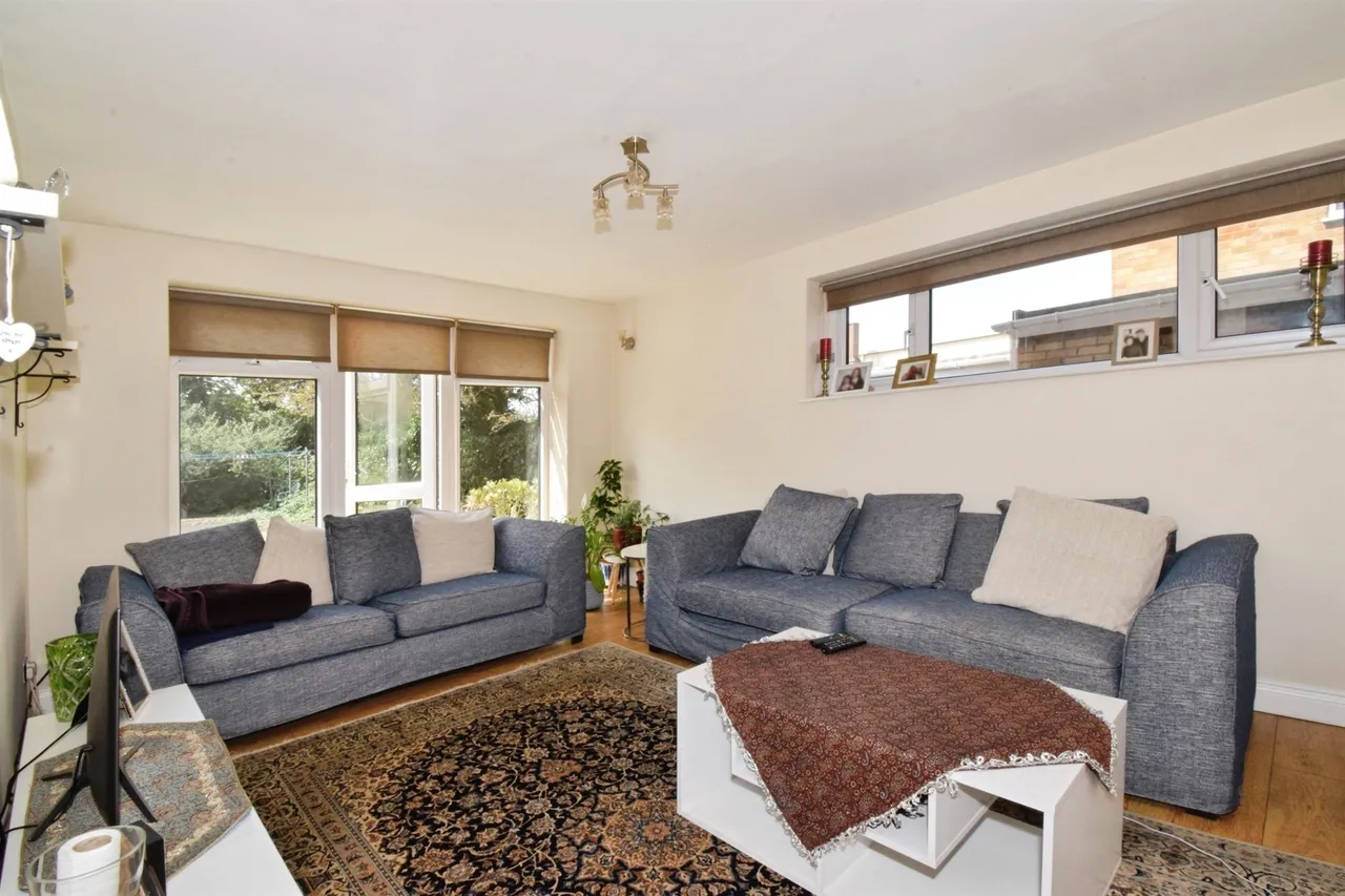Kenilworth Drive, Oadby, LE2, photo 4
