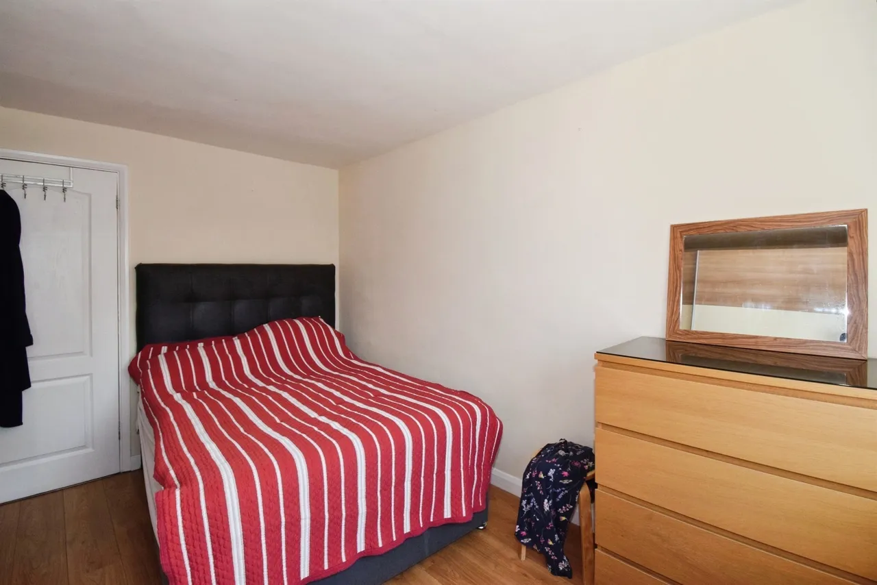 Kenilworth Drive, Oadby, LE2, photo 19