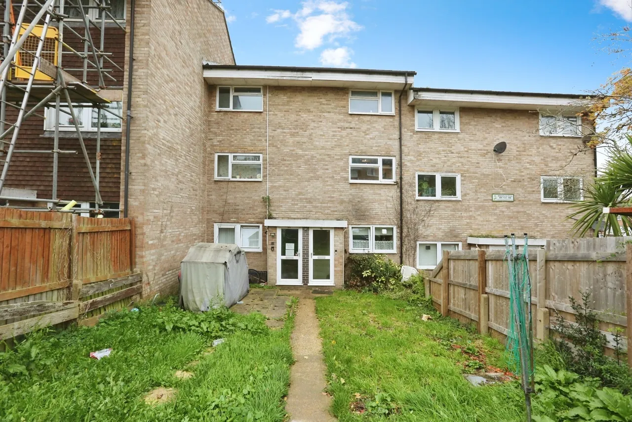 2 bed flat for sale, Staplehurst Close, Southampton, SO19