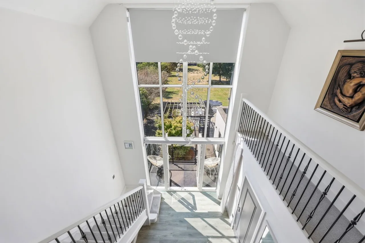 Noak Hill Road, Billericay, CM12, photo 29