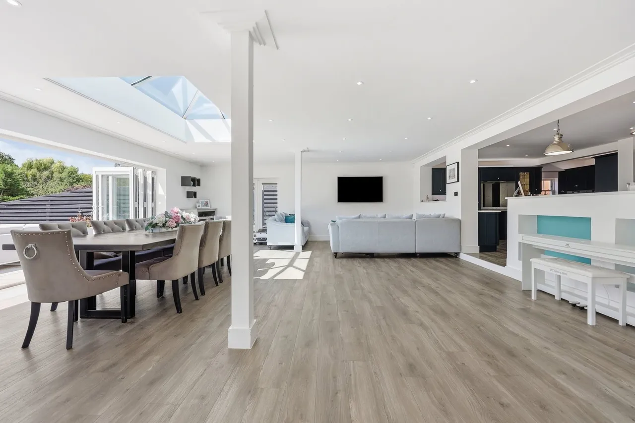 Noak Hill Road, Billericay, CM12, photo 5
