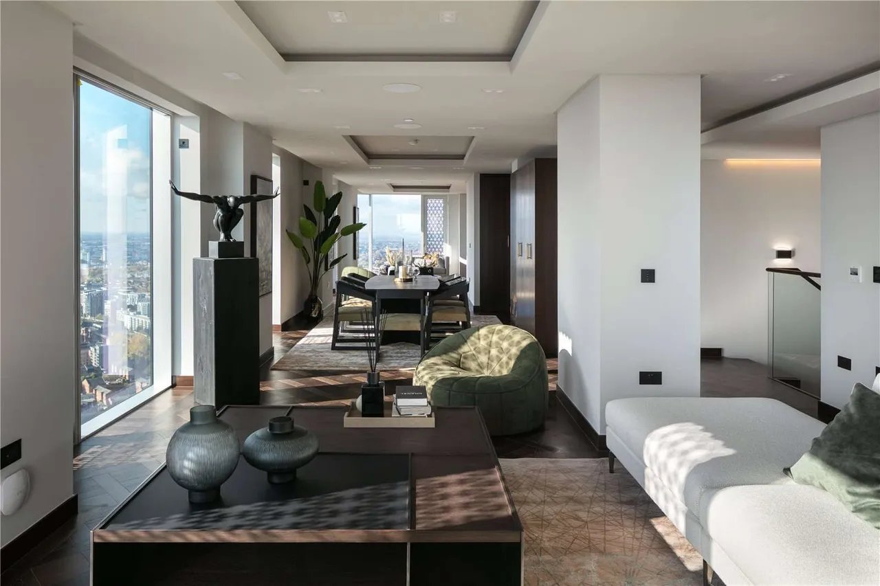 2 bed new development for sale — Viadux Penthouses, 42 Great Bridgewater Street, Manchester, Greater Manchester, M1 5LE