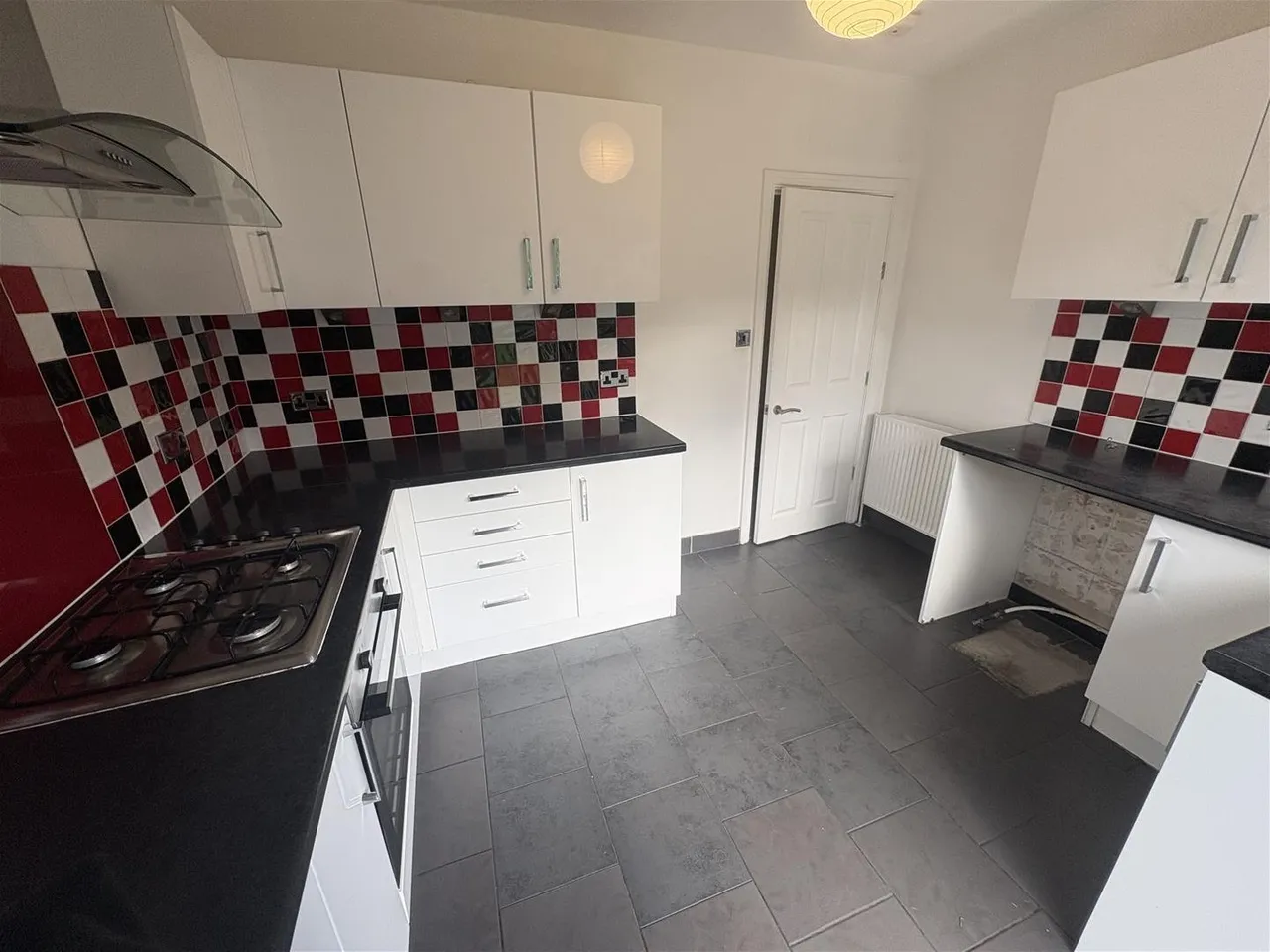 Southgate Crossgates, Scarborough, Scarborough YO12 4LZ, photo 7