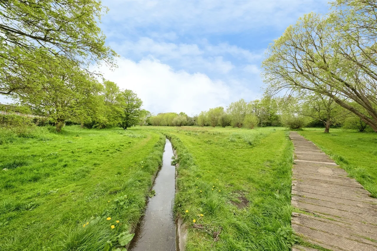 Wear Road, Bicester, photo 6