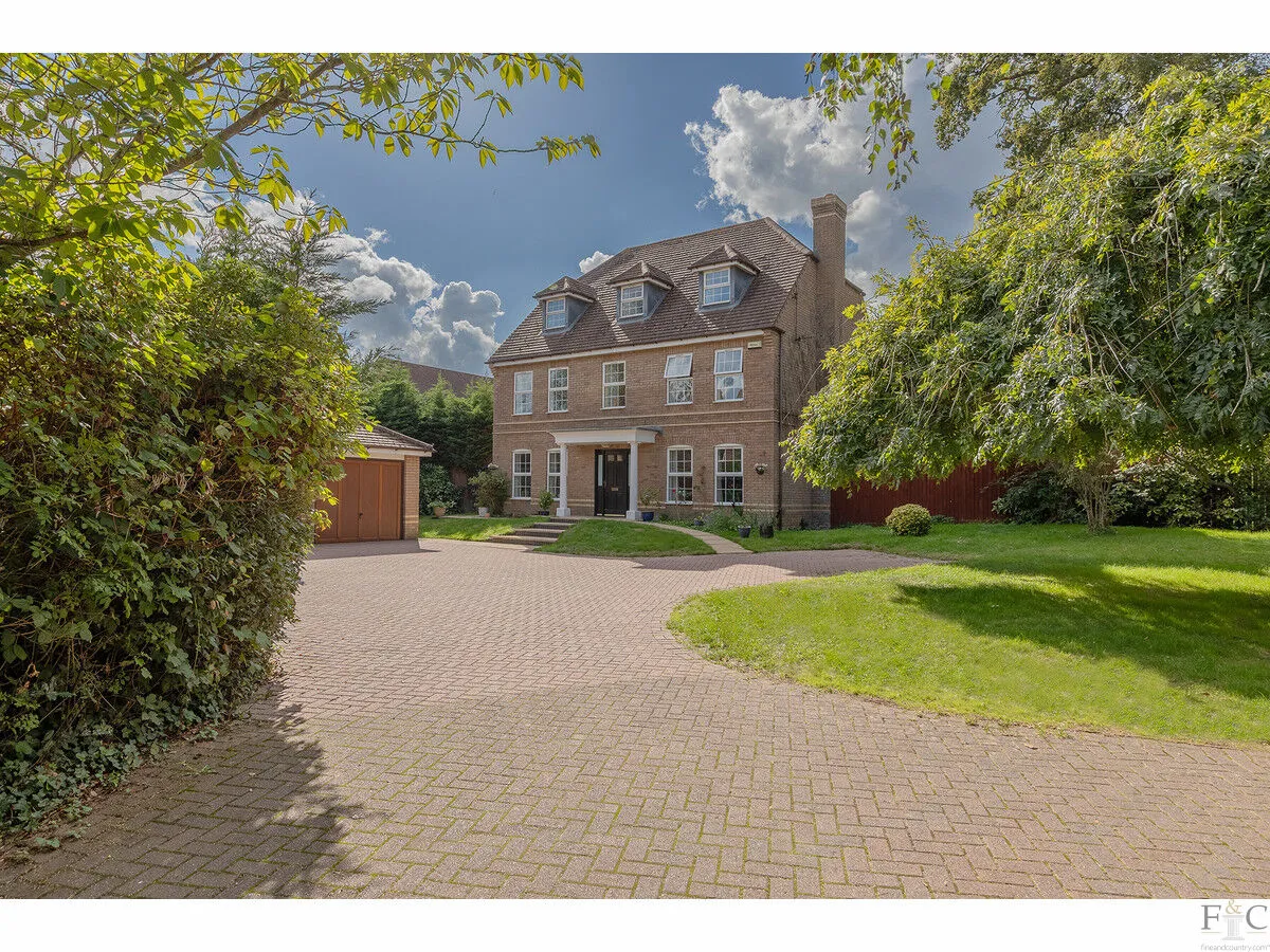 5 bed house for sale, Chestnut Drive, Stretton Hall, LE2