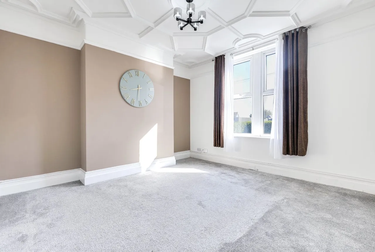 Richardshaw Lane, Stanningley, LS28, photo 3