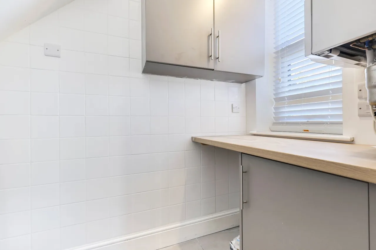 Richardshaw Lane, Stanningley, LS28, photo 8