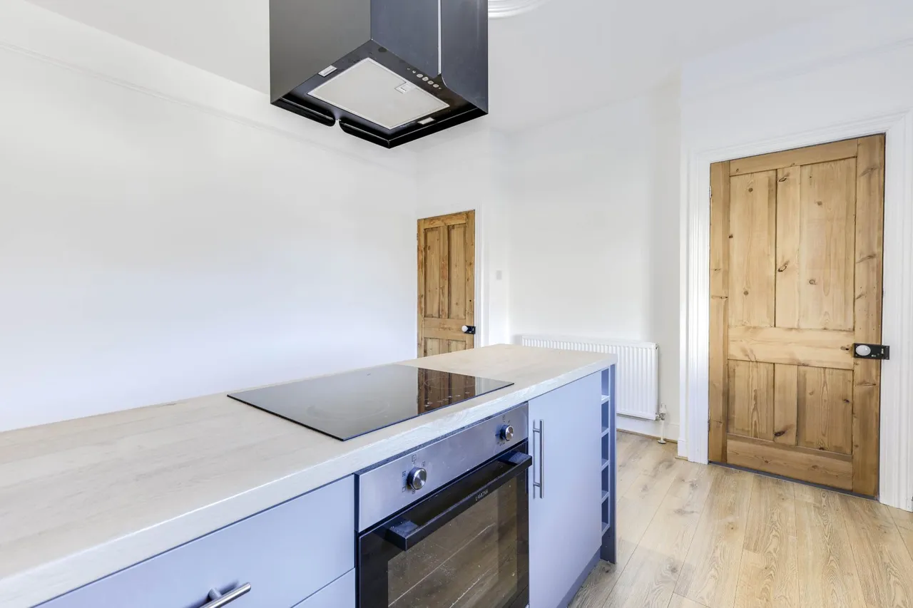 Richardshaw Lane, Stanningley, LS28, photo 7