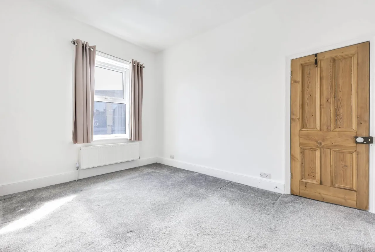 Richardshaw Lane, Stanningley, LS28, photo 10